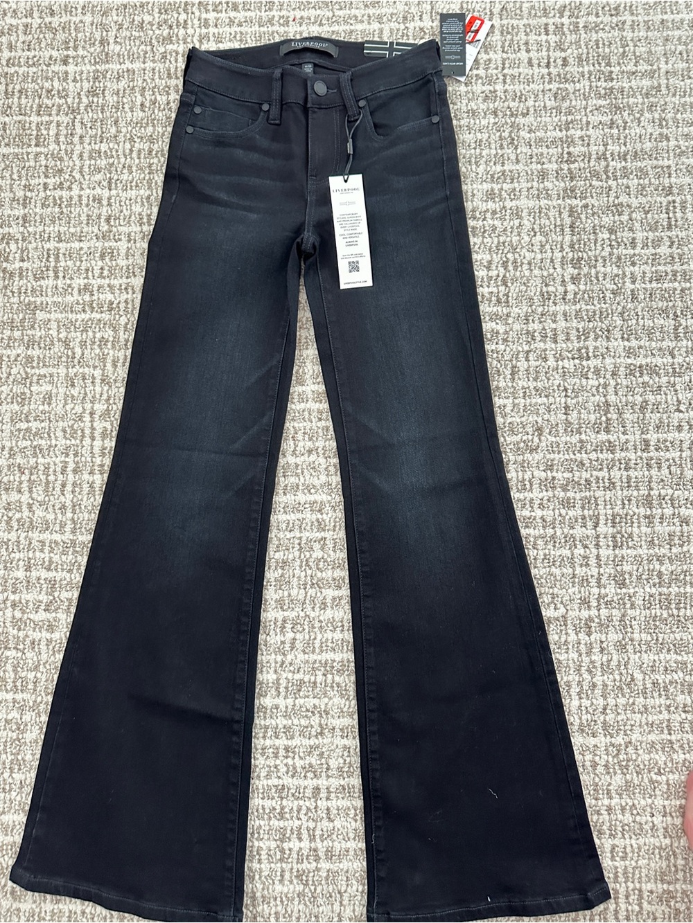 NWT Liverpool Los Angeles Hannah Flare Black Women's Jeans, Sz 0/25